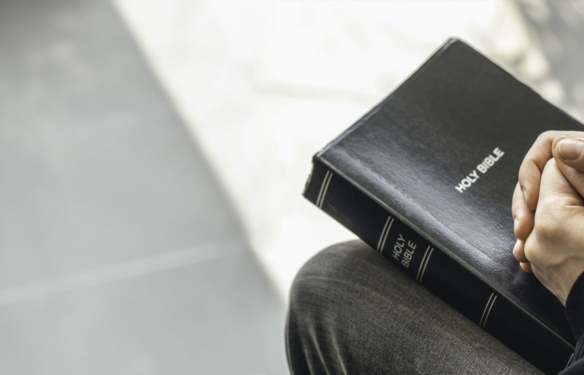 What the Bible says about childbirth and pain.